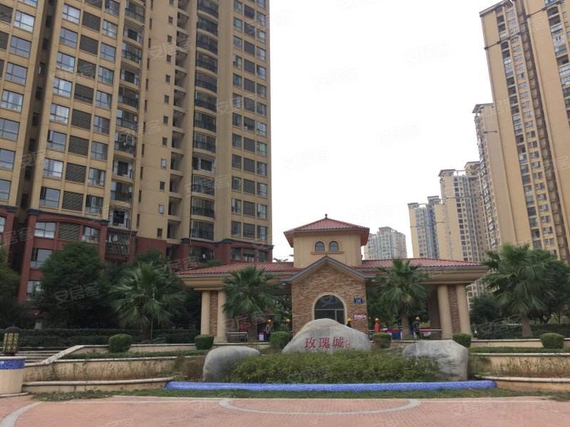 宏信(xin)玫(mei)瓌(gui)城(cheng)